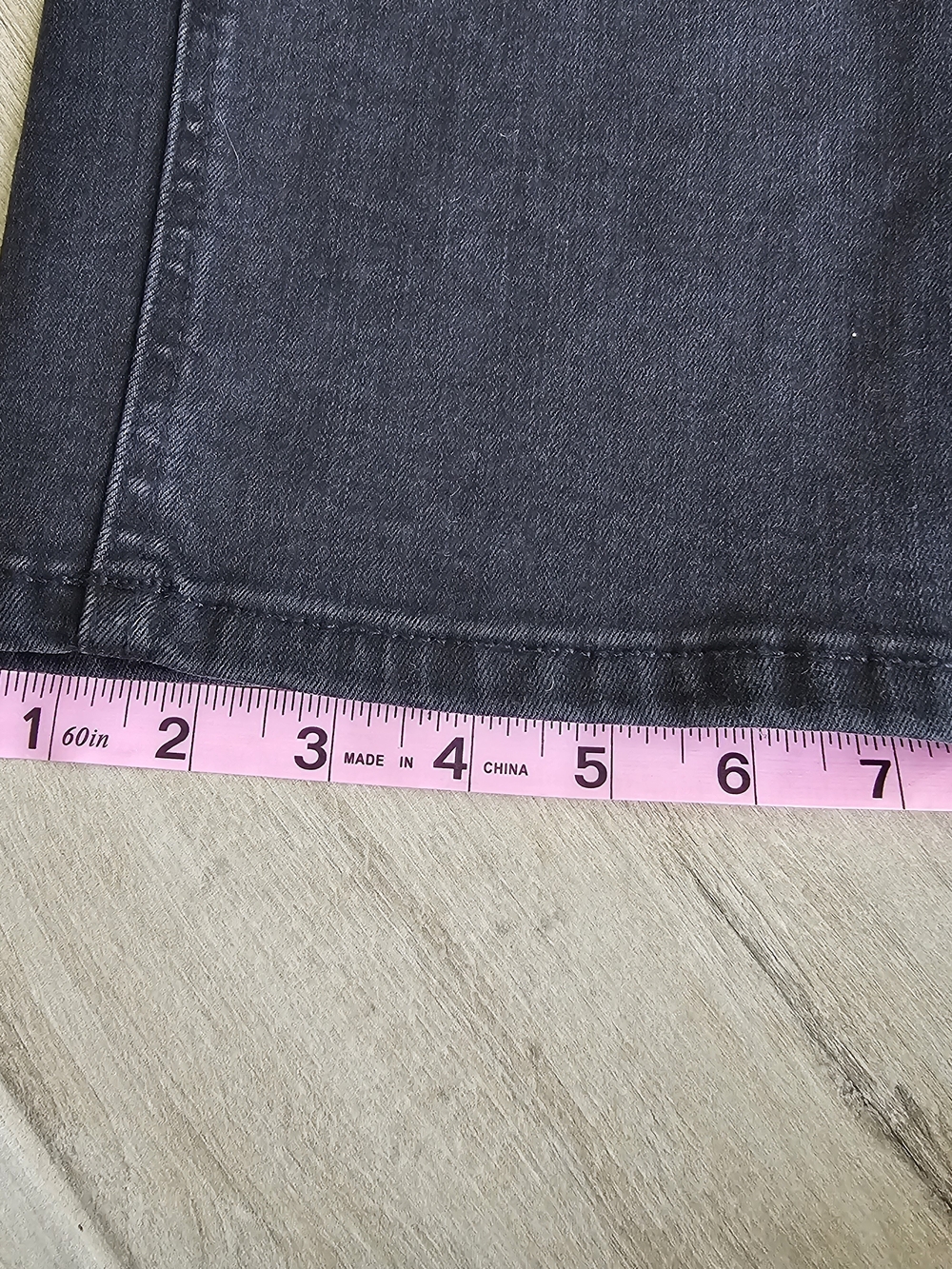Maurices m Jeans Women's Black Cropped Jeans With Leather Yoke Size 14 - Picture 7 of 7